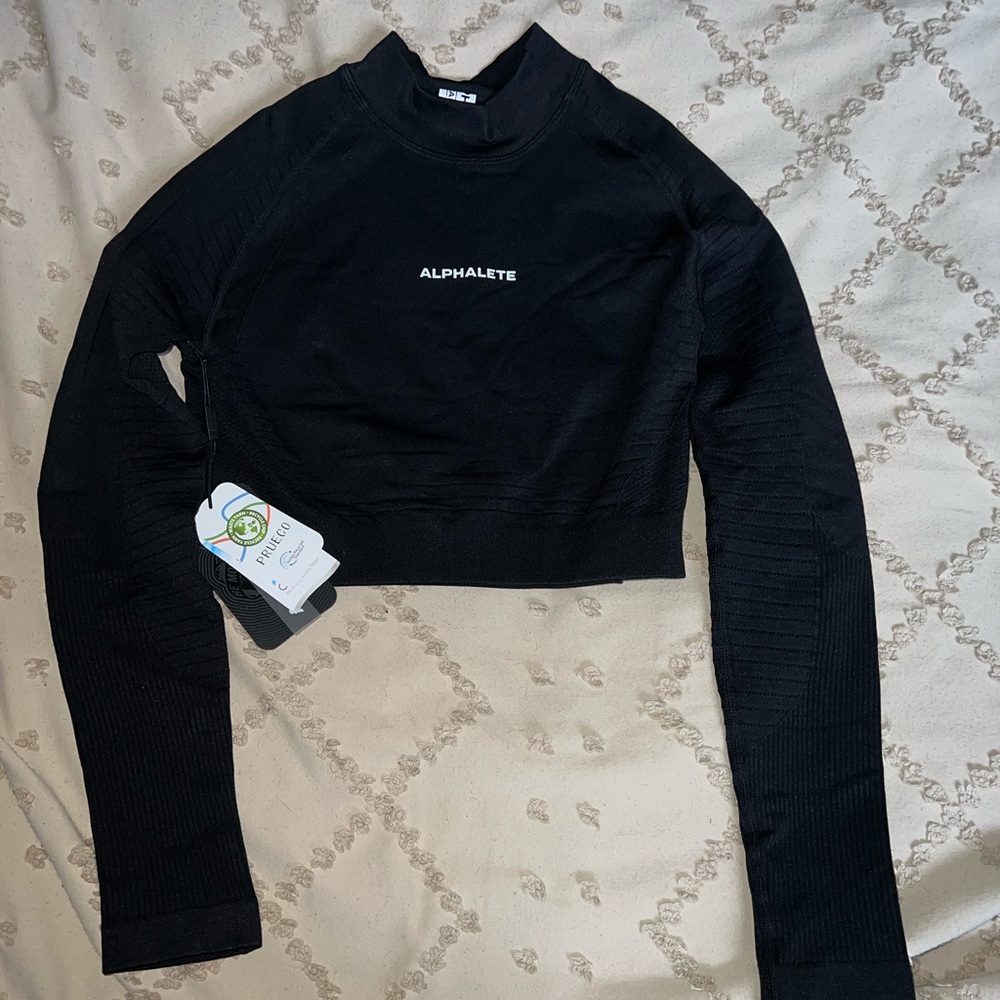 NWT Alphalete Ozone High Neck LS Tee